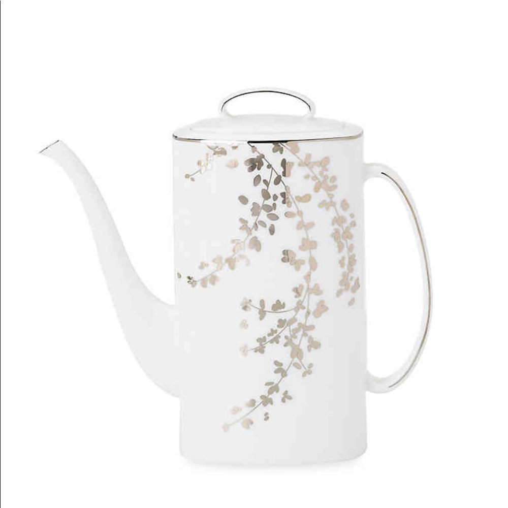 Kate spade (Gardner street China) teapot carafe